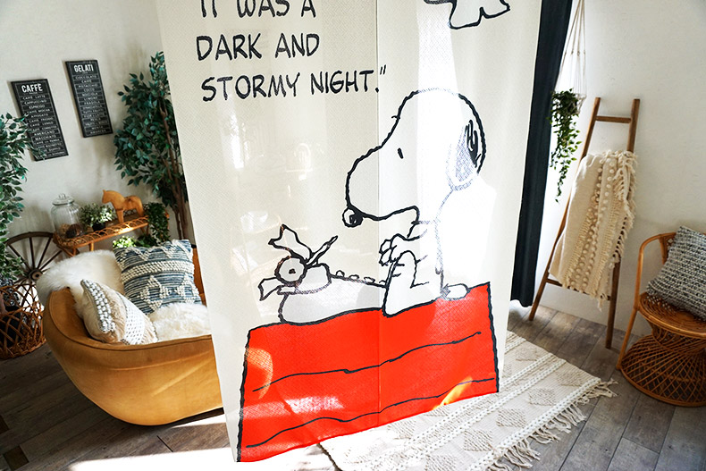 Off Outlet 間仕切り タペストリーにもおすすめスヌーピーのれん Typewriter タイプライター 横幅85 丈150 1枚入り No 65 びっくりカーテン通販 100サイズカーテンとインテリアの専門店