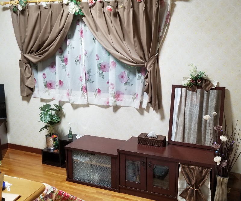 激安遮光カーテン＜ダグラス　ブラウン＞のレビュー写真です