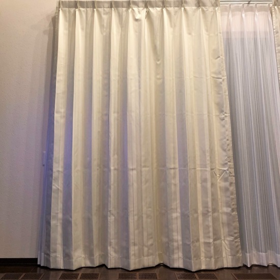 高機能カーテン＜リベルテ　アイボリー＞のレビュー写真です