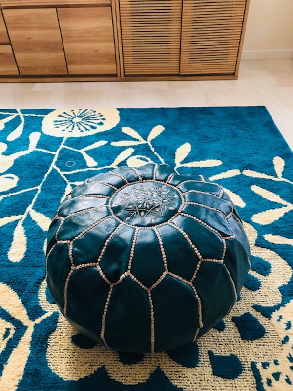 モロッカンプフ＜プフフ　リバーブルー＞のレビュー写真です