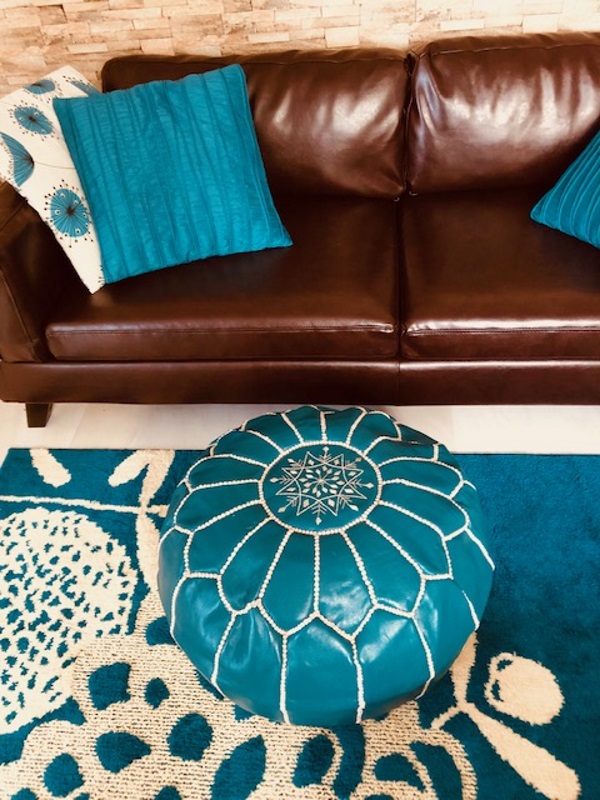 モロッカンプフ＜プフフ　リバーブルー＞のレビュー写真です