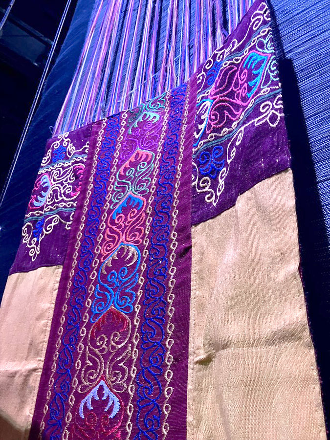 刺繍が美しい伝統模様